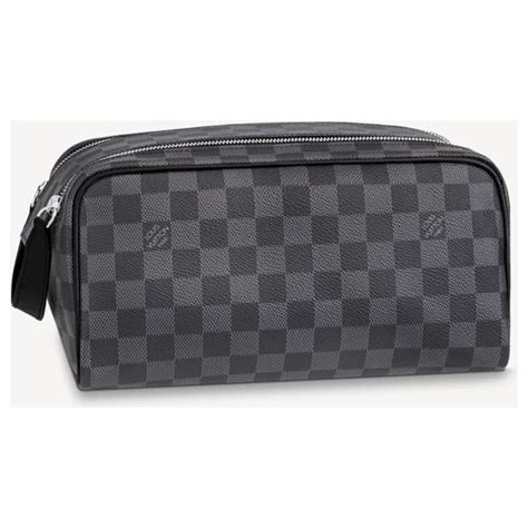 trousse toilette louis vuitton homme